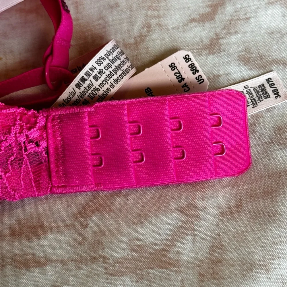 NEW VS Bombshell 💖 - Picture 4 of 7